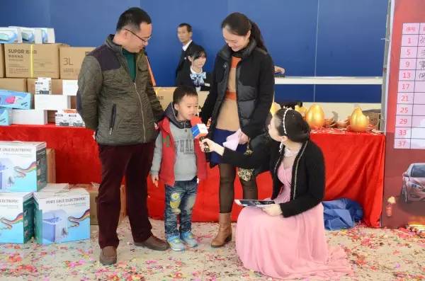 新春成交42台！小胖看车团到访惠州益成