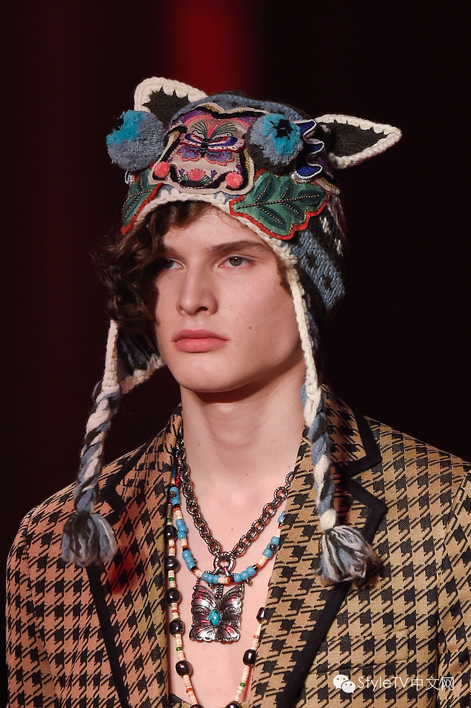 美cry！窥探躲在GUCCI后台的少男少女们