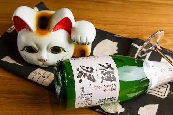 十二星座的狮子座最爱的是什么,狮子座是十二星座最可爱的吗