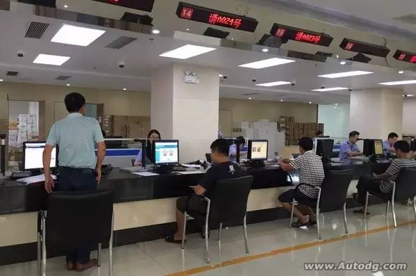 东莞上牌可以使用居住证回执吗,东莞市有居住证的回执可以上牌吗