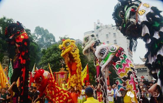 我们真的低估了2016年龙母诞的魅力,没去现场的你后悔了吗?