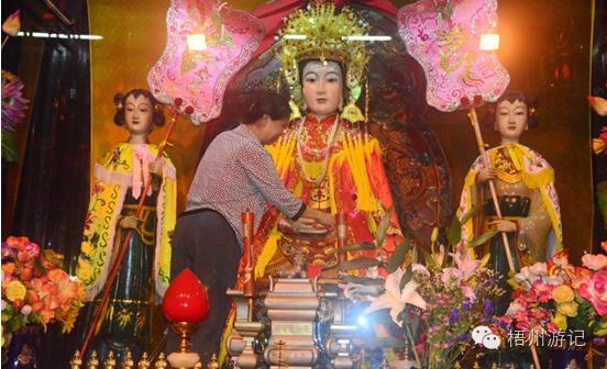 我们真的低估了2016年龙母诞的魅力，没去现场的你后悔了吗？