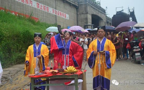 我们真的低估了2016年龙母诞的魅力,没去现场的你后悔了吗?