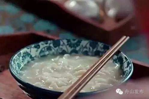 二爷,不哭!来我这吃碗海鲜面!