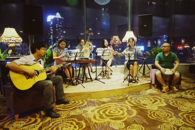 贵阳富隆酒窖国贸店,富隆酒窖贵阳