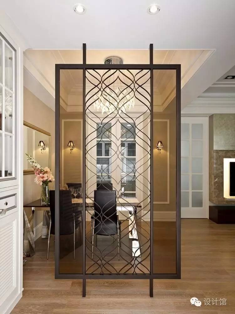 进门就是长廊怎么做隔断,大门隔断轻奢