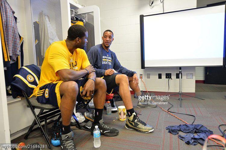 埃文特纳穿过的鞋,埃文特纳上脚球鞋