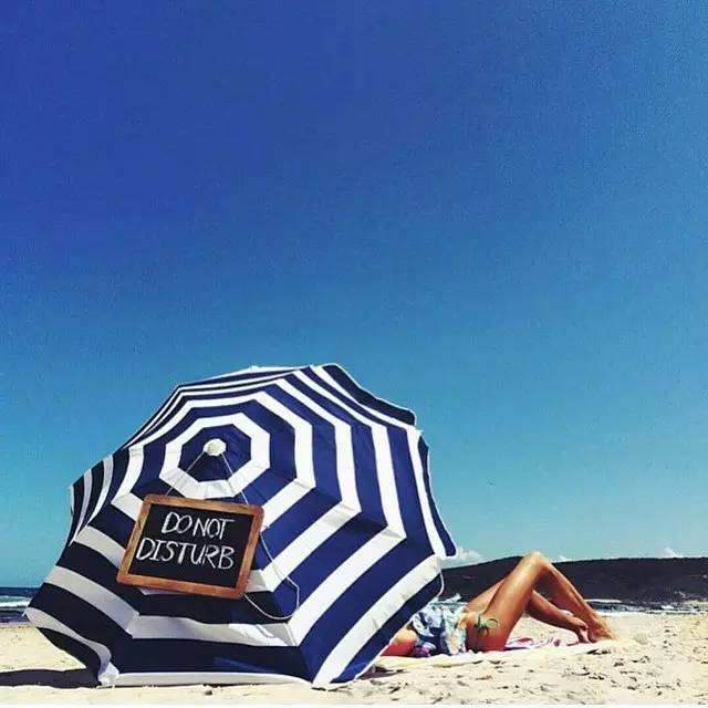 撑起一份优雅，防止晒成古天乐