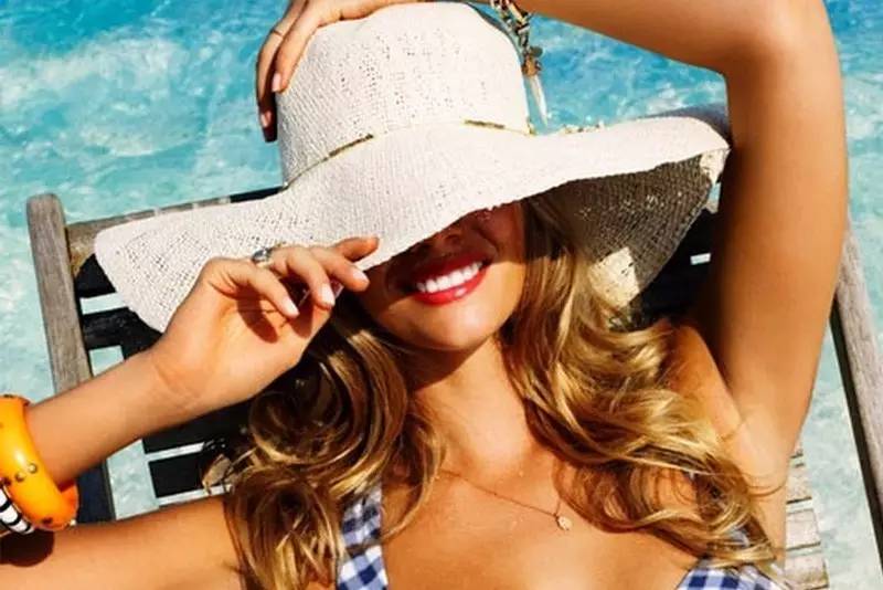 撑起一份优雅，防止晒成古天乐