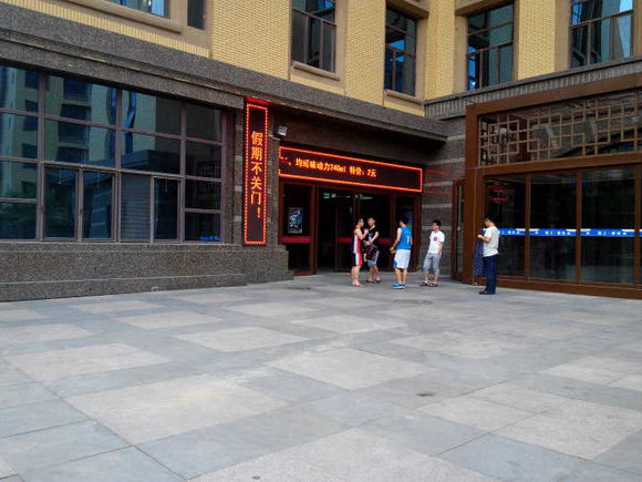 太原理工大学学姐迎新,新生怎么去太原理工大学