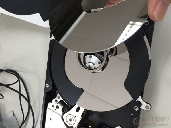 拆解希捷500g移动硬盘,希捷1tb固态硬盘拆解