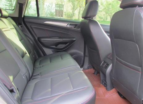 2015长安cs75用的啥发动机1.8t,1.8t长安cs75详细介绍