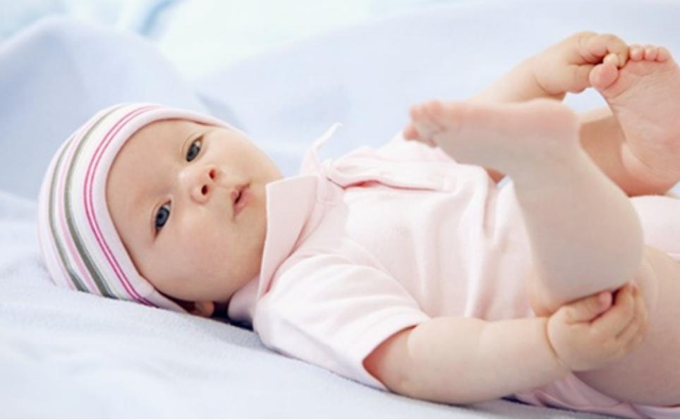 宝宝感染轮状病毒拉脱水了怎么办,宝宝感染轮状病毒腹泻怎么办