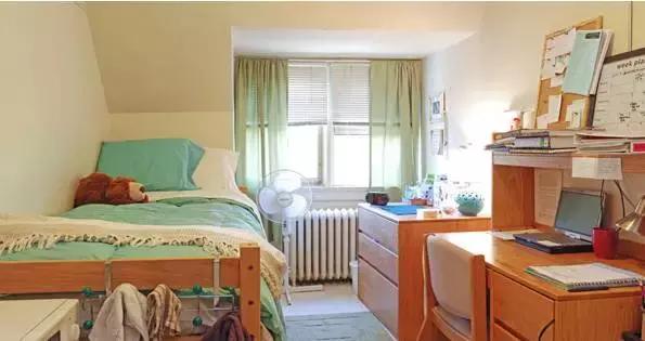 去美国旅游签证找中介要多少费用,美国旅游费用一般多少钱啊