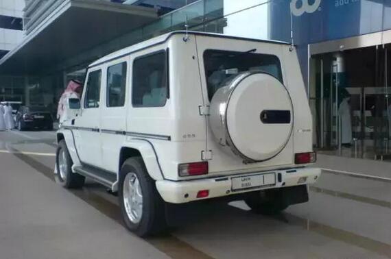 迪拜最贵的车竟然是这辆，就算王思聪那么有钱也买不到它一个牌！