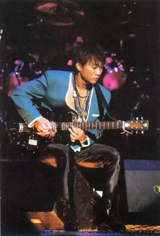 致敬崔健,致敬经典摇滚乐教父崔健老歌