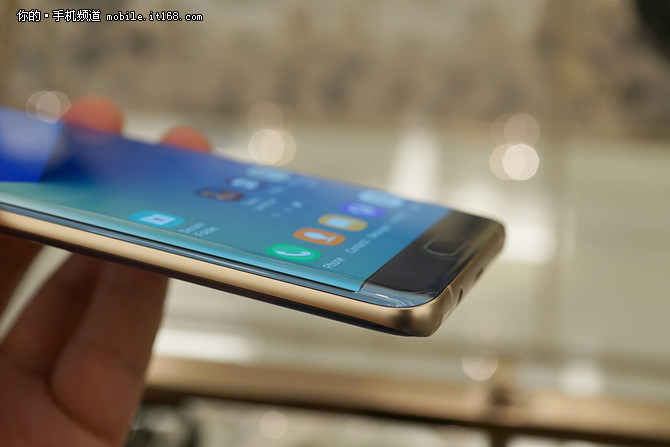 三星galaxynote7是几年前的手机,三星galaxynote7好用吗