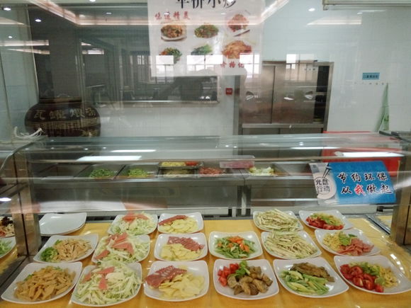 太原理工大学学姐迎新,新生怎么去太原理工大学