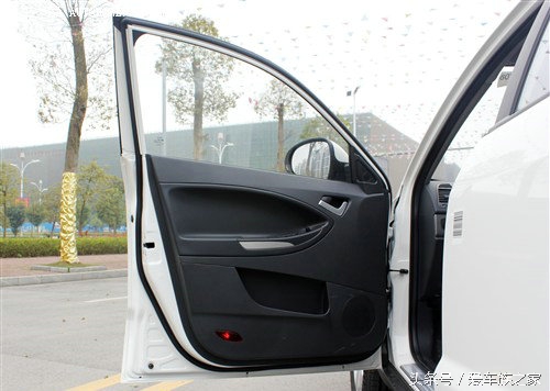 雨天忘记关窗户车子进水怎么办,雨天忘关窗进水怎么办