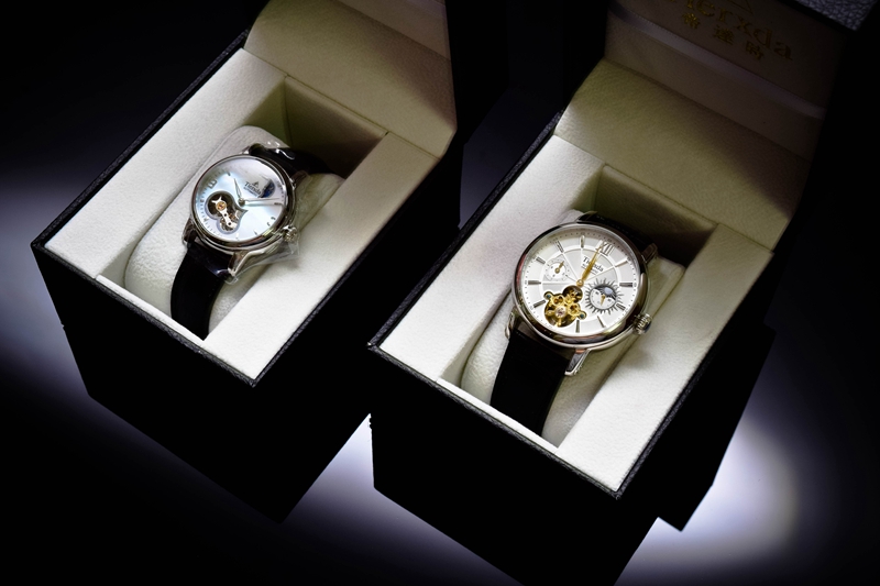 镂空机械表机芯排行榜最新,机芯镂空设计的表