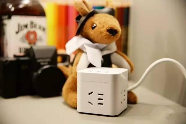 拥有美好品质生活,从小小插排开始!