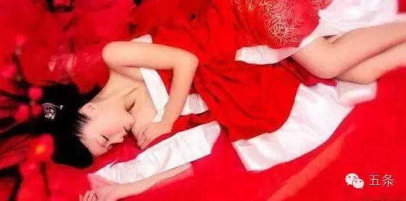 中国最奇葩的洞房习俗,古代洞房有什么习俗