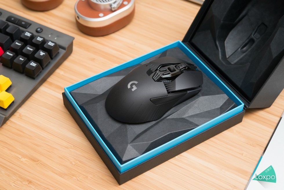 罗技鼠标g900是蓝牙无线鼠标吗 (罗技g900g无线鼠标)