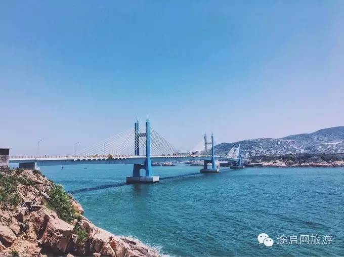 颜值高。海鲜多。距离近。这个夏天，有什么理由不去嵊泗浪一浪~