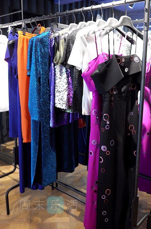 逛街试衣服快乐文案,逛街收获快乐文案