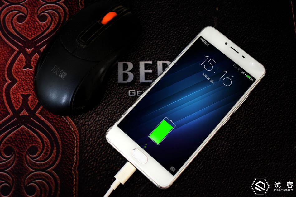 魅蓝3青年良品参数,魅蓝3s标准版评测