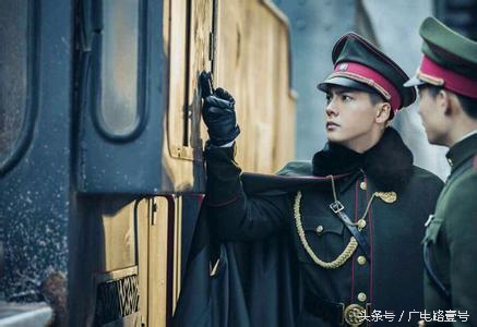 老九门里的张启山怎么死的,老九门小说里张启山怎么死的