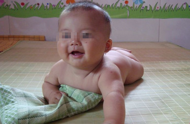 2岁男童少了一个蛋蛋,宝妈惊慌不知所措