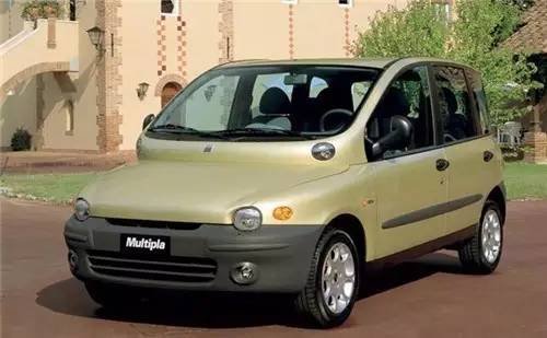 那些丑爆的轿车,购买它们需要多大勇气?