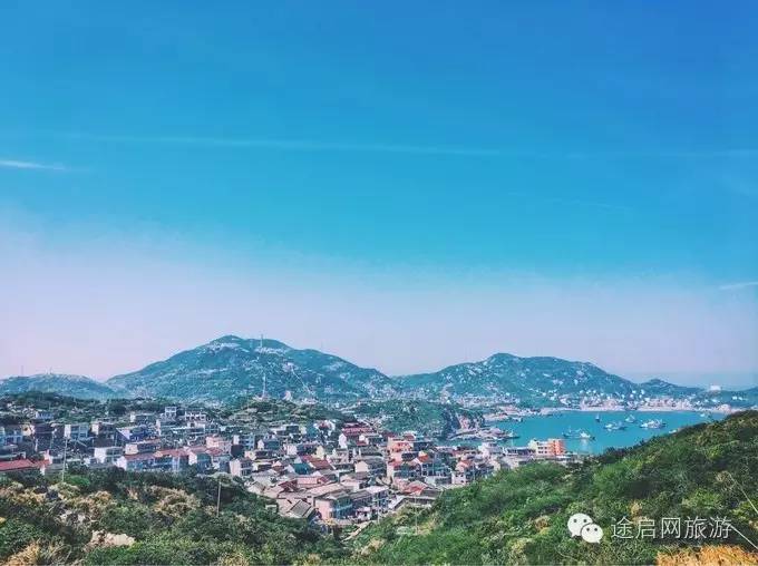 颜值高。海鲜多。距离近。这个夏天，有什么理由不去嵊泗浪一浪~