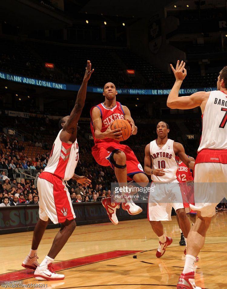 埃文特纳穿过的鞋,埃文特纳上脚球鞋