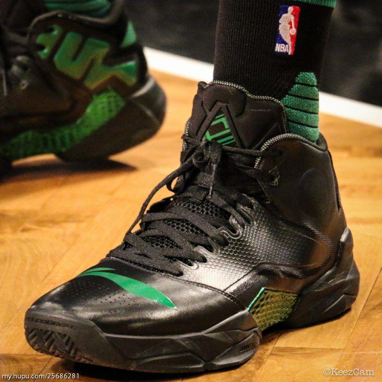 埃文特纳穿过的鞋,埃文特纳上脚球鞋