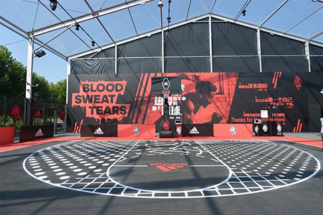 adidas上海南京东路官方旗舰店,adidas运动馆