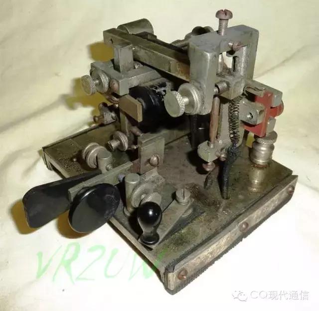 发报电键进化史——带您了解“通信兵的枪”