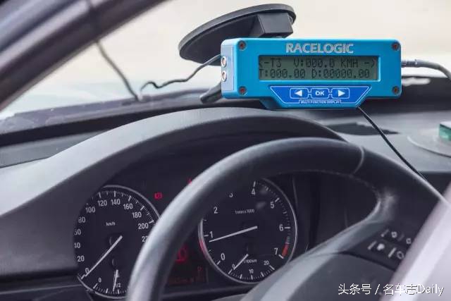 如何挑选一款适合自己的轮胎,夏季轮胎和四季轮胎