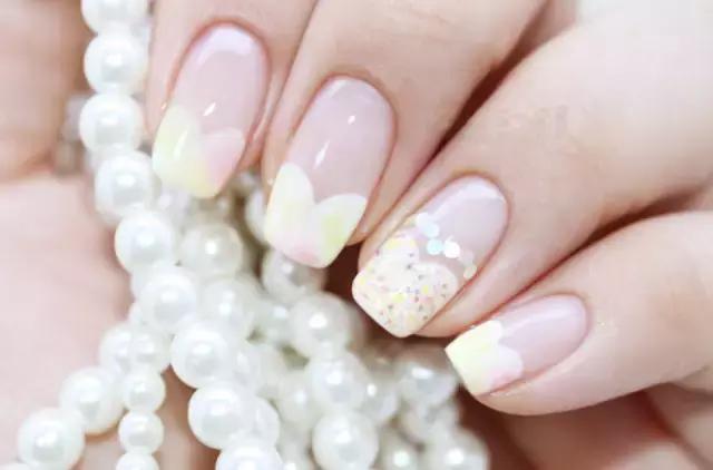 缤纷糖果少女感美甲,夏日甜心糖果钻款式美甲