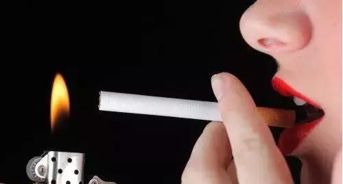 你知道吗?男人阳痿就是因为经常做这个事情