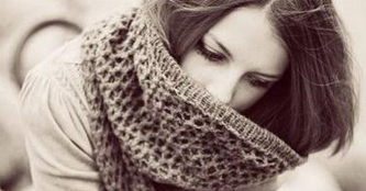 什么原因会导致女性过早闭经？