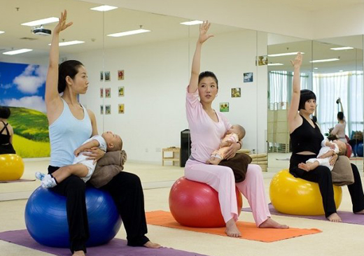 瑜伽球减肥瘦身燃脂,瑜伽球最快塑形减肥方法