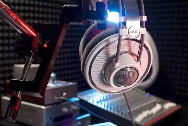 深挖寺库42件美好单品,我知道你想有点酷,但又怕太出格!