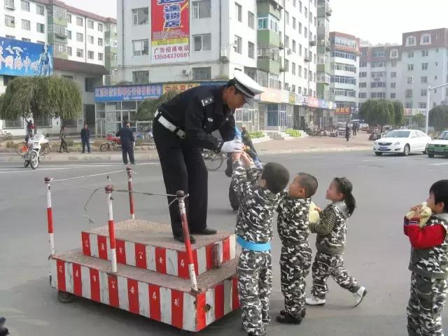 八一建军节兵哥转身变警察叔叔,军营八一特刊