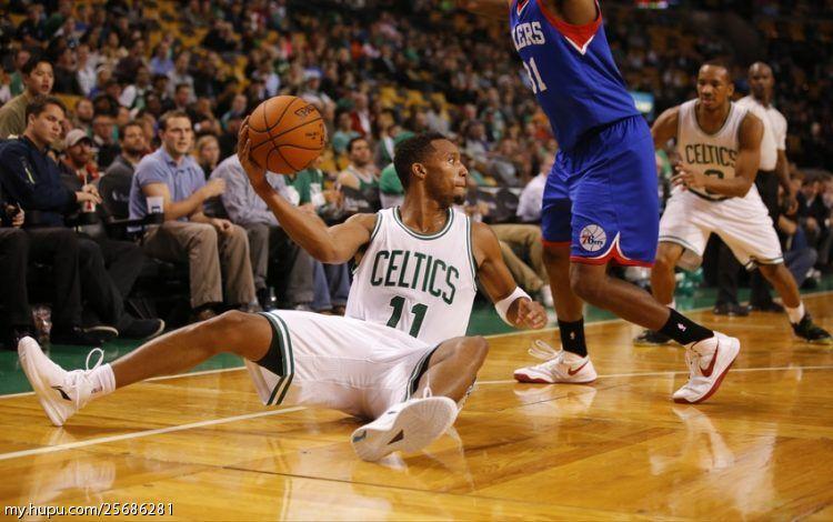 埃文特纳穿过的鞋,埃文特纳上脚球鞋