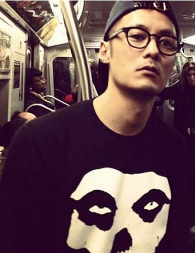 余文乐有几段恋情,余文乐晒合影疑公开恋情