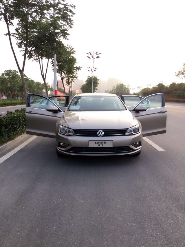 年轻人选车多一个选择：凌渡330TSI用车感受