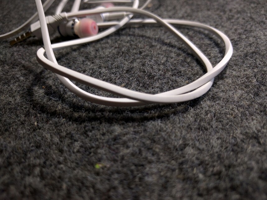 兰士顿4核有线耳机测评,兰士顿耳机和爱国者耳机对比