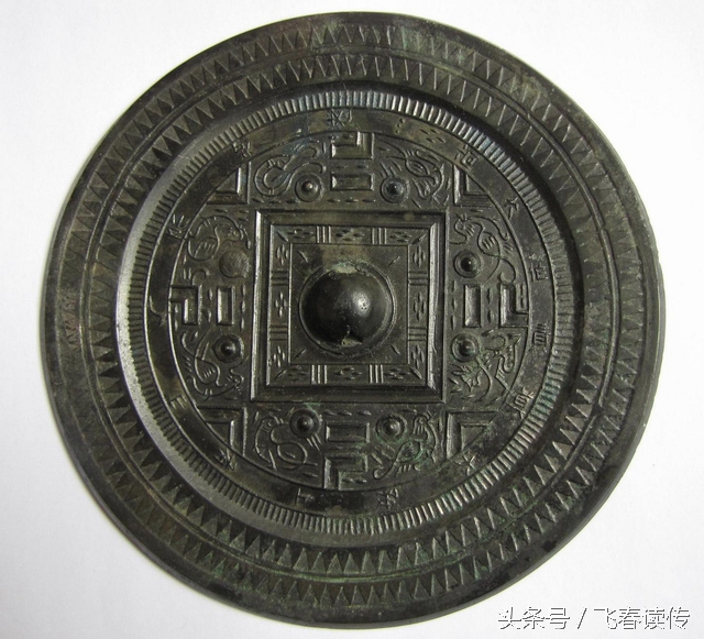 看，日本皇室的传家宝怎么跟中国的汉镜这么像！